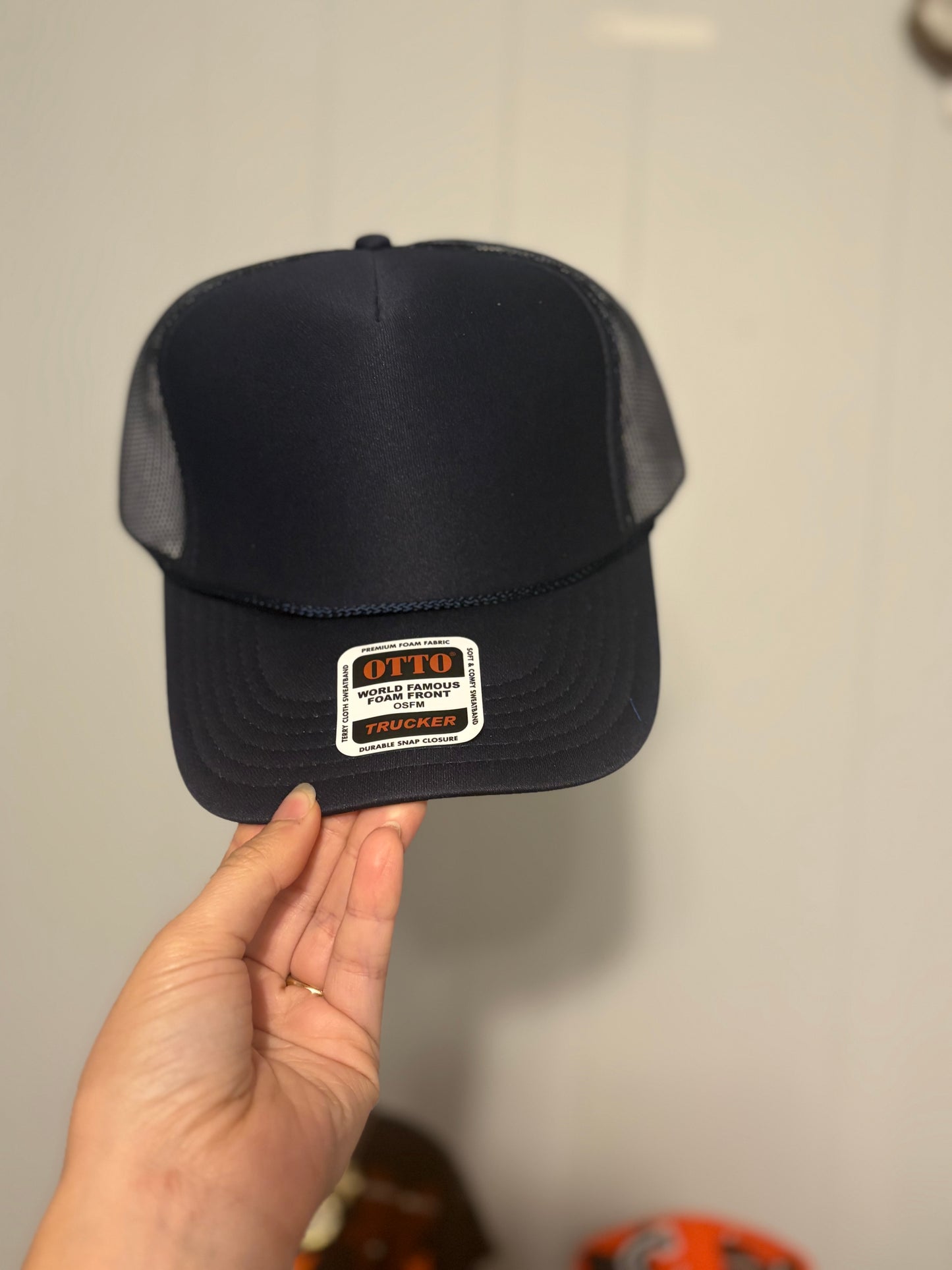 Solid Hats (HAT BAR ONLY)
